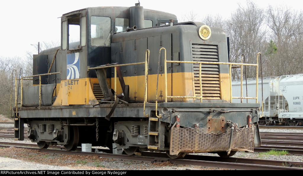 Privat owner: Switcher #T724 seen at Bartlett Mills 